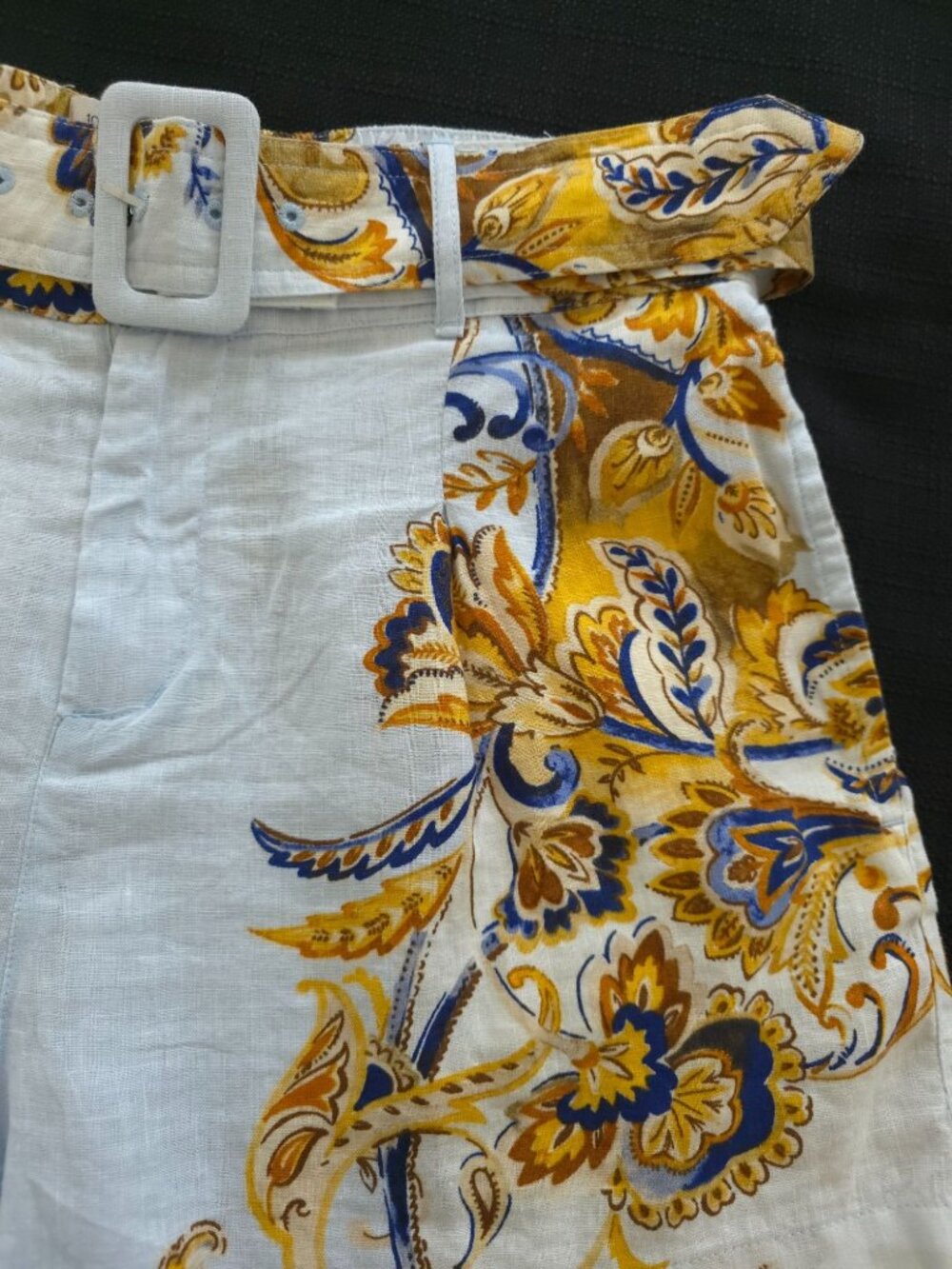 JOIE 100% Linen High-Waisted Lt Blue & Yellow Paisley Bohemian Belted Shorts L - Picture 3 of 7